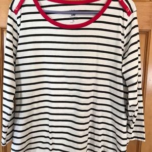 2/$15 NWOT Women’s Riders by LEE 3/4 Sleeve Top